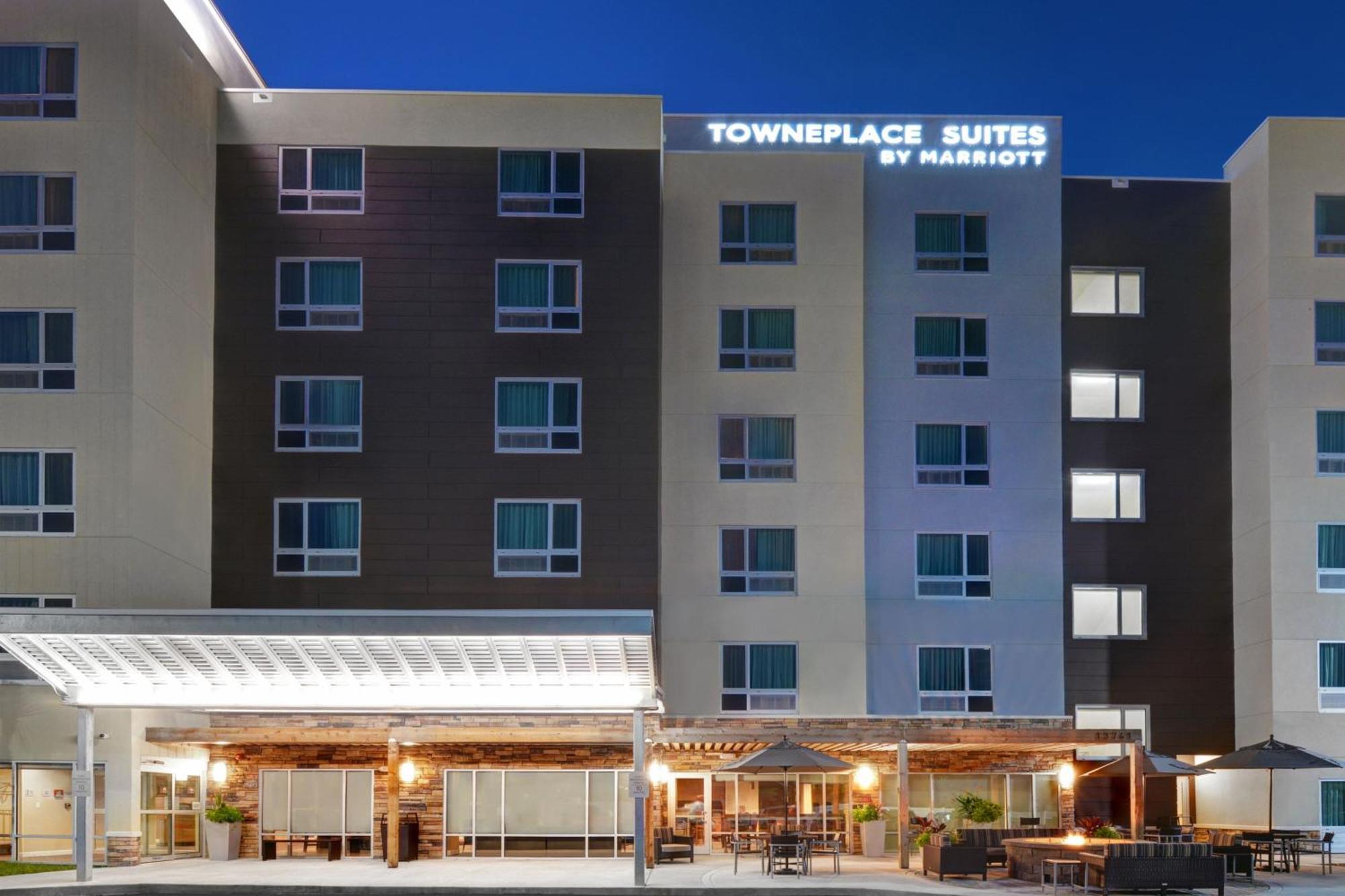 Towneplace Suites By Marriott Jacksonville East Exterior photo